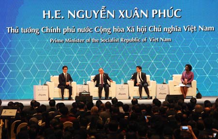 2017APEC领导人会议周越南工商峰会举行 _ 