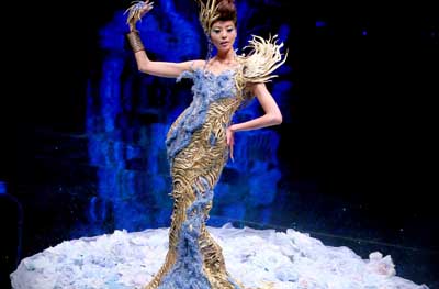 中国著名时装设计师郭培历时3年筹备的中国新